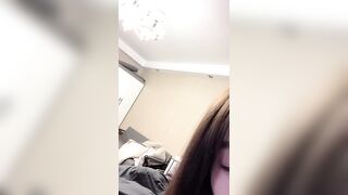 【泡泡咕】极品女神，360度无死角，肤白貌美，土豪的专属玩物，今夜双马尾，特写鲍鱼小洞洞，礼物赚爽了