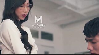 【麻豆传媒】夏晴子【妖女榨汁-篇章1】秦老师的秘密【MDSR-0001】