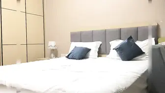齐逼短裙丰满的美少妇 好有韵味啊