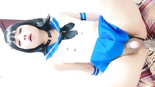 伪娘小舞之cos岛国制服女学生假鸡巴自慰射套里