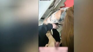 去大姨子家玩 两个人干柴烈火激情合体 从厕所操到卧室 骚逼淫水泛滥少妇就是骚