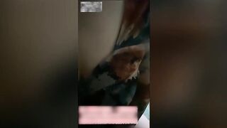 去大姨子家玩 两个人干柴烈火激情合体 从厕所操到卧室 骚逼淫水泛滥少妇就是骚